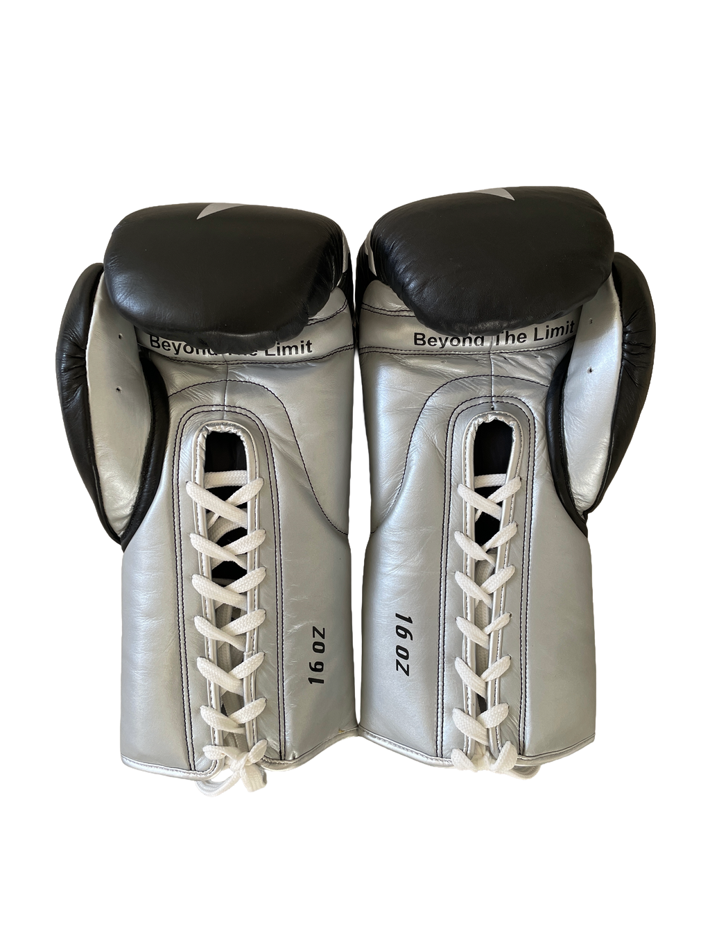Gants de boxe Aswad 16oz — cuir de grain supérieur noir à lacets, étoile blanche, Invincible