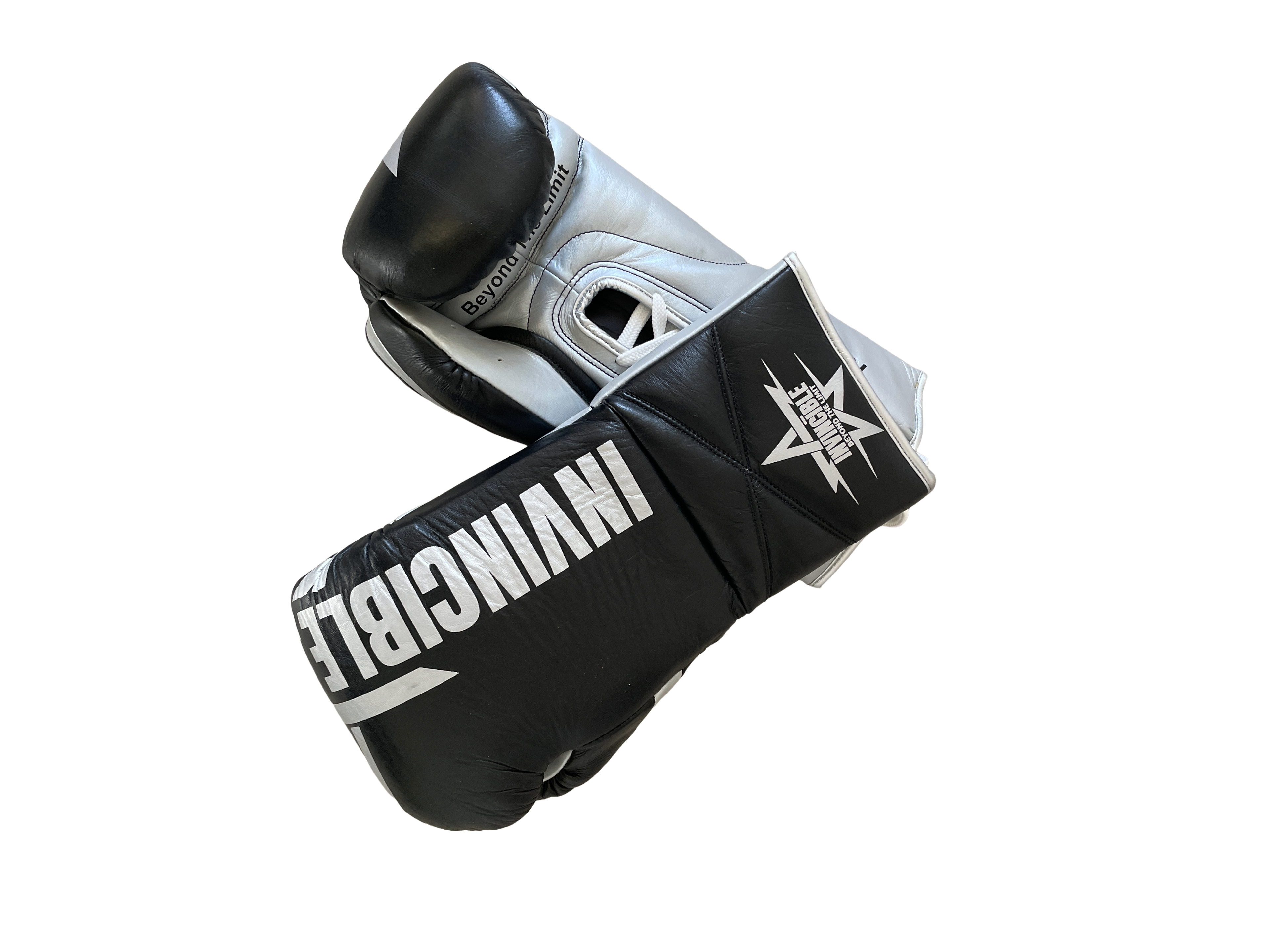 Gants de boxe Aswad 16oz — cuir de grain supérieur noir à lacets, étoile blanche, Invincible